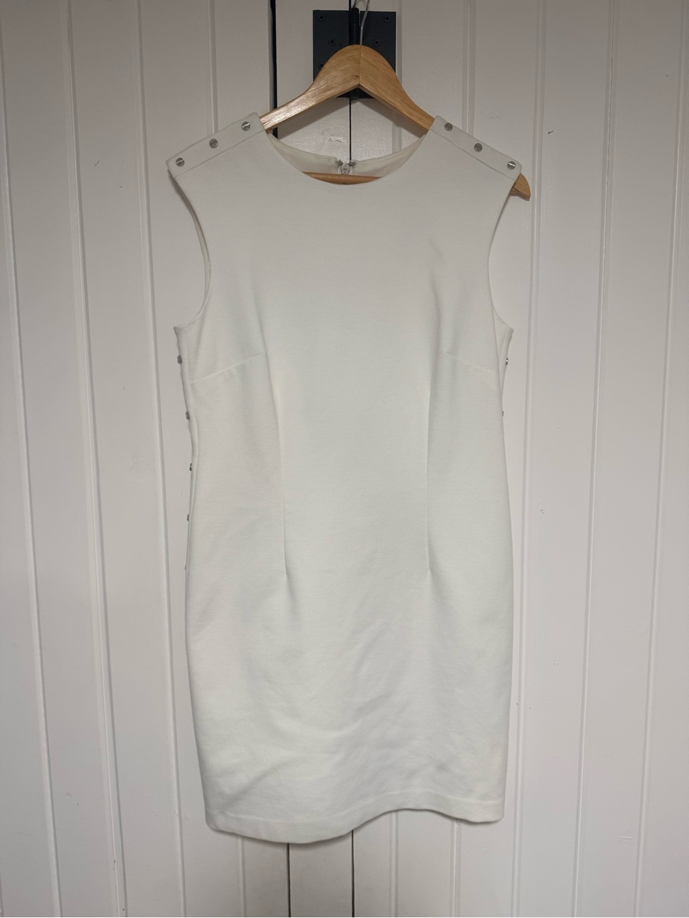 Michael Michael Kors Classic Sleeveless White Shift Dress
